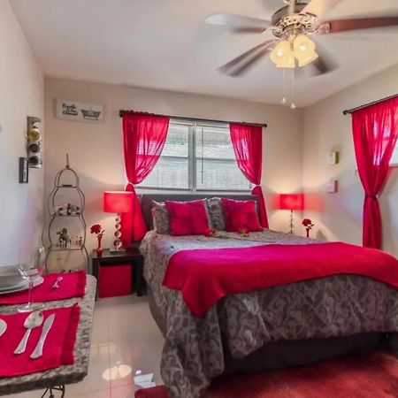 Sherry'S Place Home & Apartments 戴尼亚 外观 照片