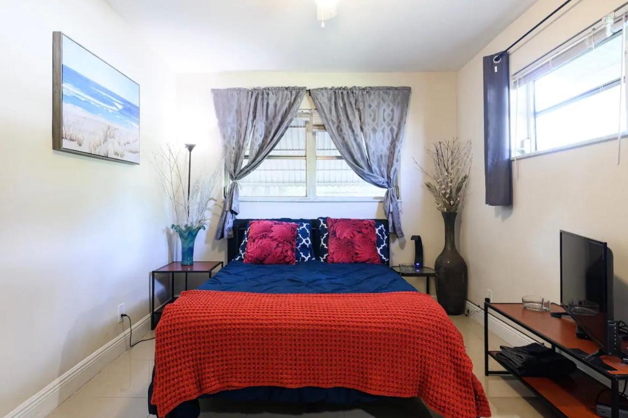 Sherry'S Place Home & Apartments 戴尼亚 外观 照片