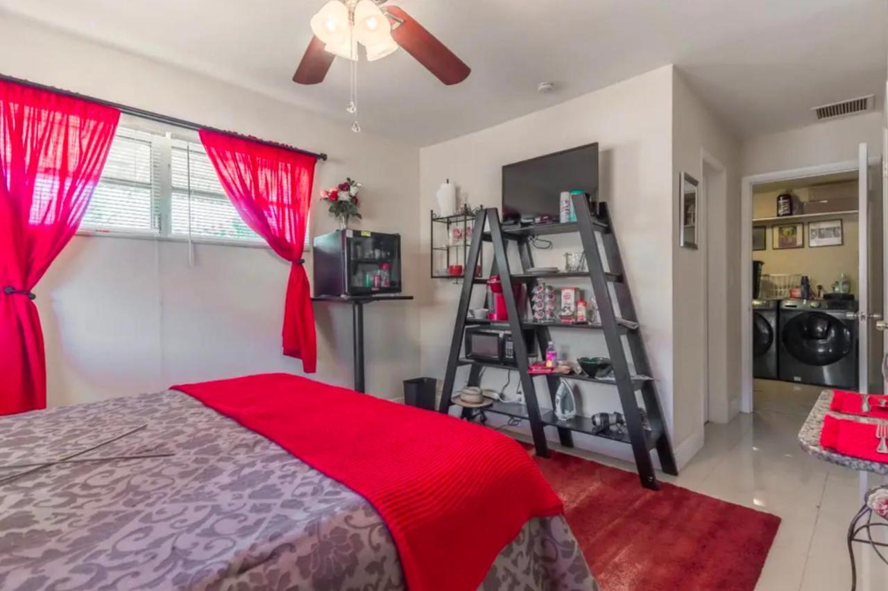 Sherry'S Place Home & Apartments 戴尼亚 客房 照片